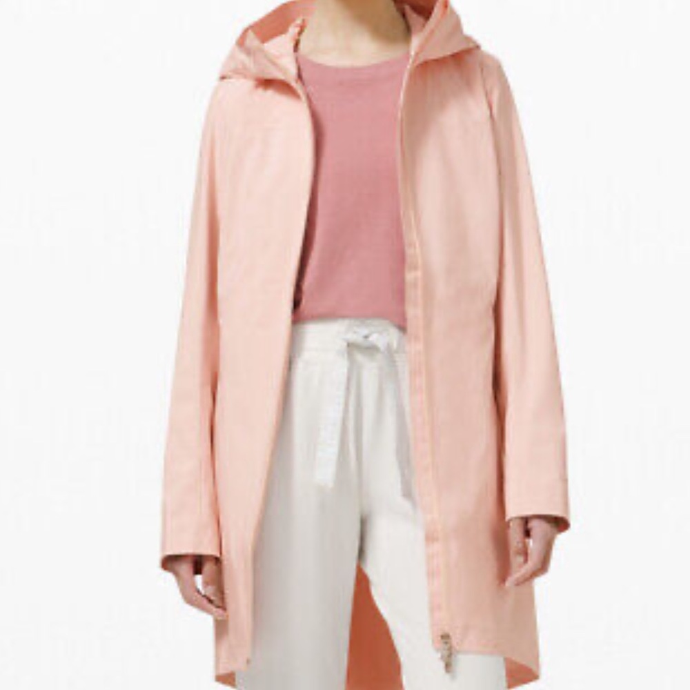 NWT SOLD LULULEMON RAIN REBEL JACKET SIZE 2